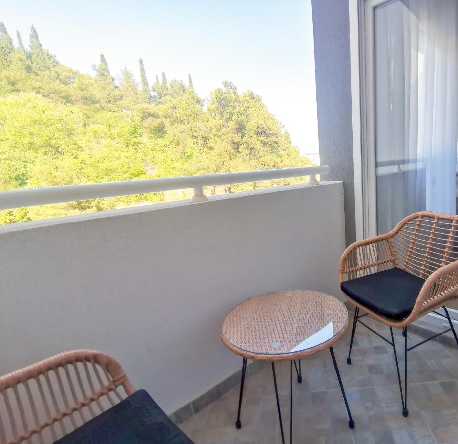 Cozy One-Bedroom Apartment At Ljubovic Park Podgorica Exterior foto